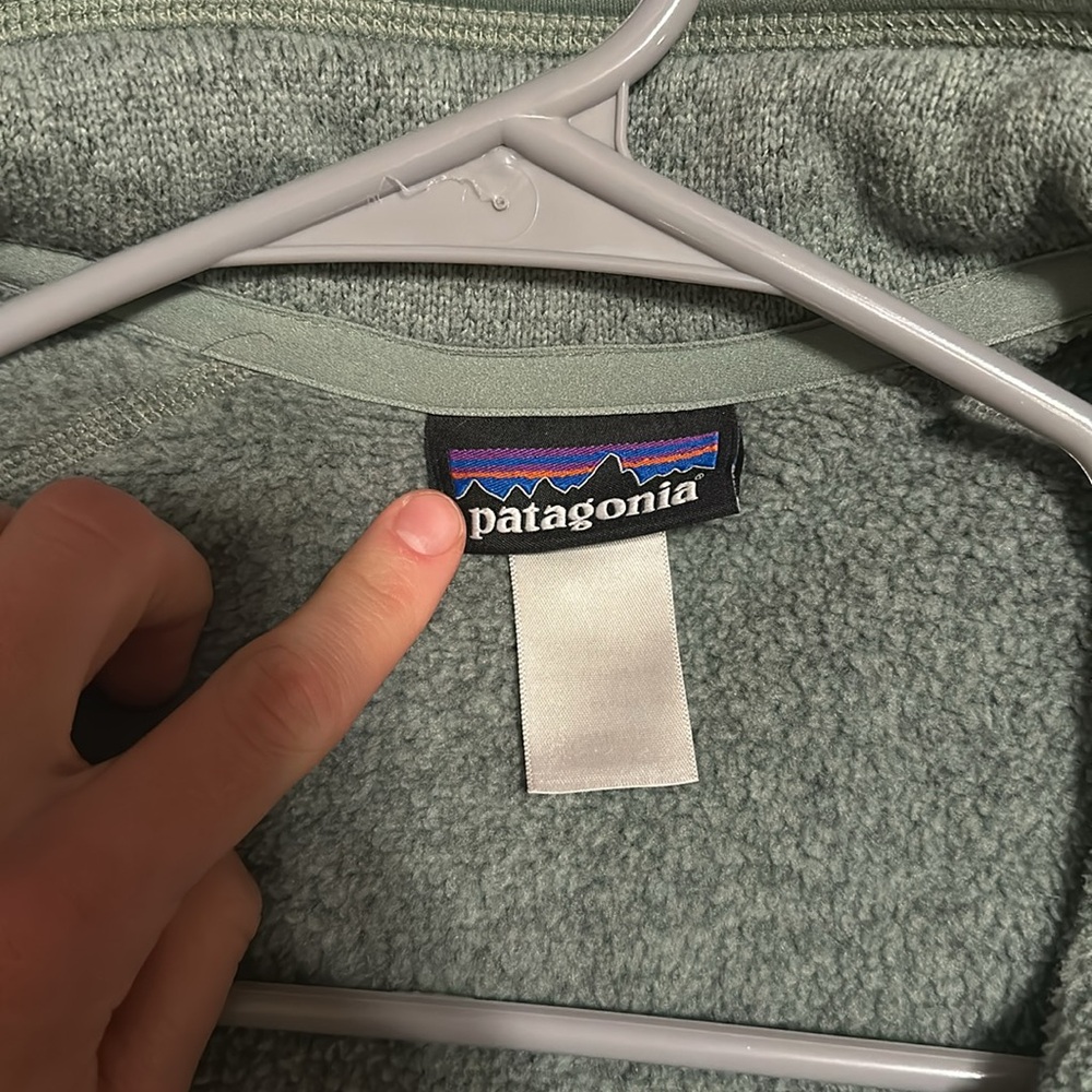 Women’s Patagonia Better Sweater - Picture 2 of 4